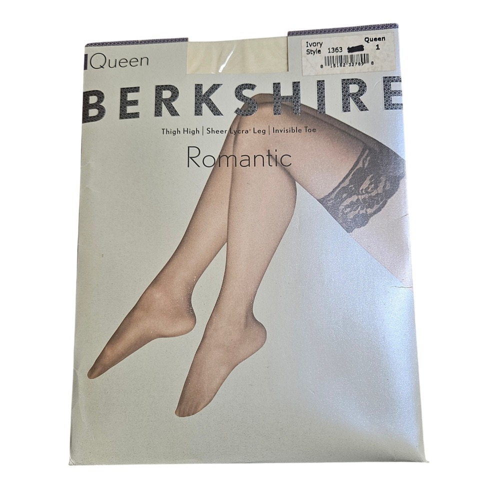 Berkshire Romantic Lace Top Thigh High Stockings Ivory Sheer Queen 1363 NWT
